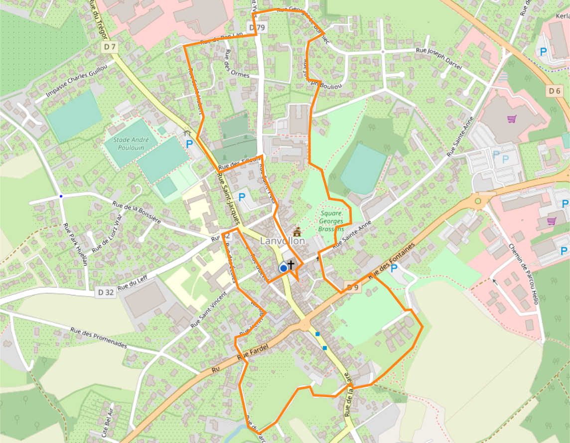 Nord-est de la ville, en passant sous le foyer et en remontant par le parc